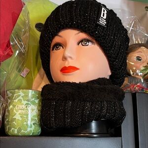 Black Knit Beanie and Scarf Set